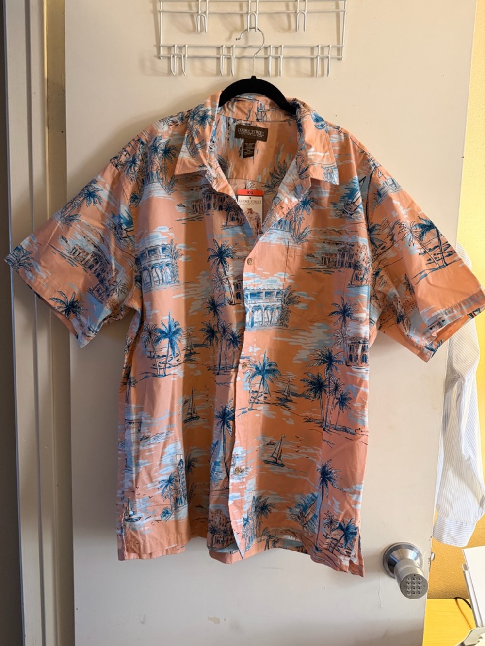 Cooke St Honolulu Tropical Print Short-Sleeve Shirt
